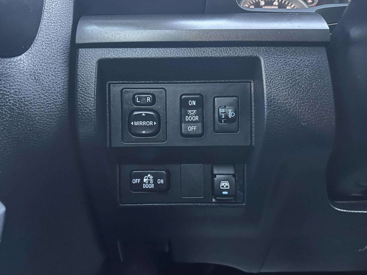 Used 2017 Toyota Tundra SR5 w/ TRD Off Road Package AWD/4WD image 35