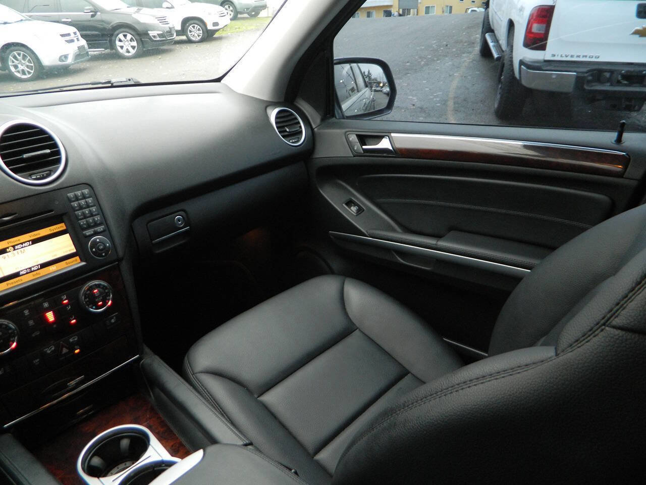 Used 2010 Mercedes-Benz ML 350 BlueTEC 4MATIC image 17