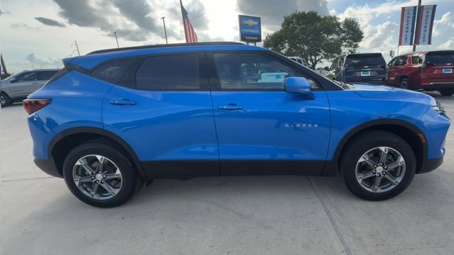 Used 2024 Chevrolet Blazer LT w/ Convenience Package FWD image 9