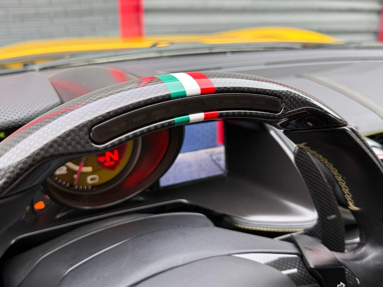 Used 2019 Ferrari 812 Superfast RWD image 41