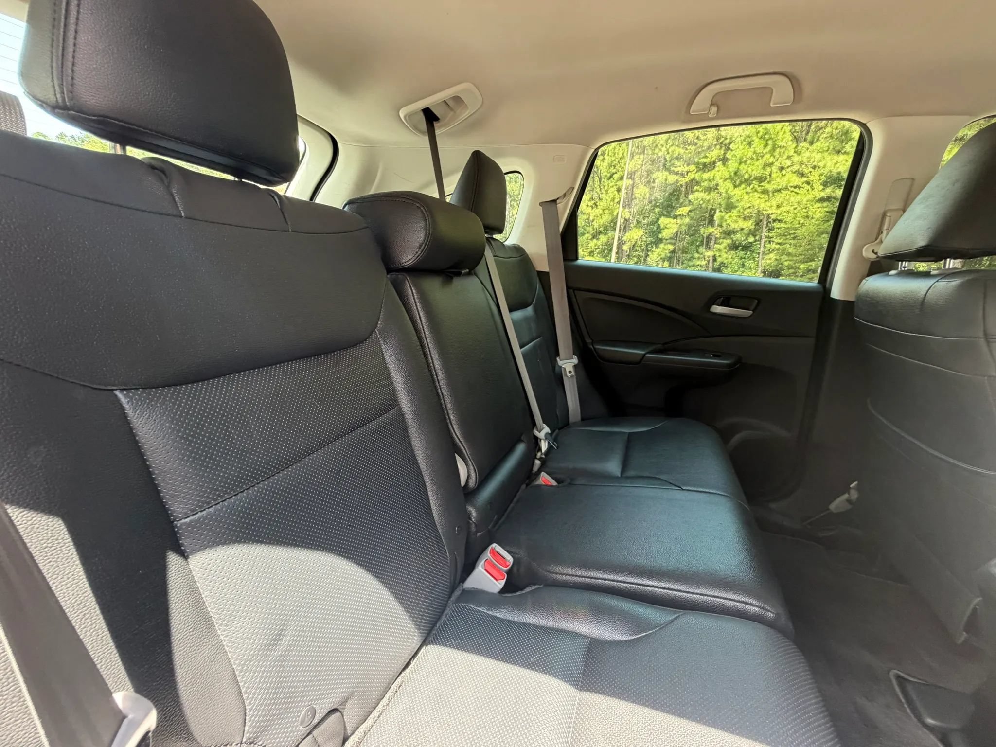 Used 2016 Honda CR-V LX image 21