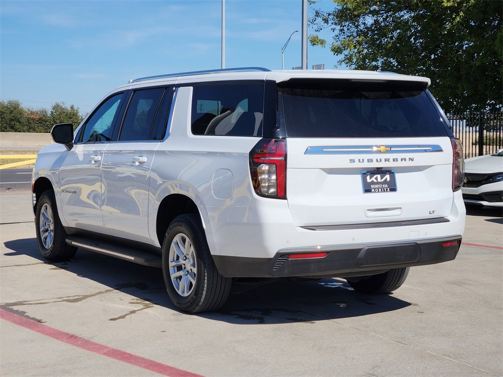 Used 2024 Chevrolet Suburban LT image 5