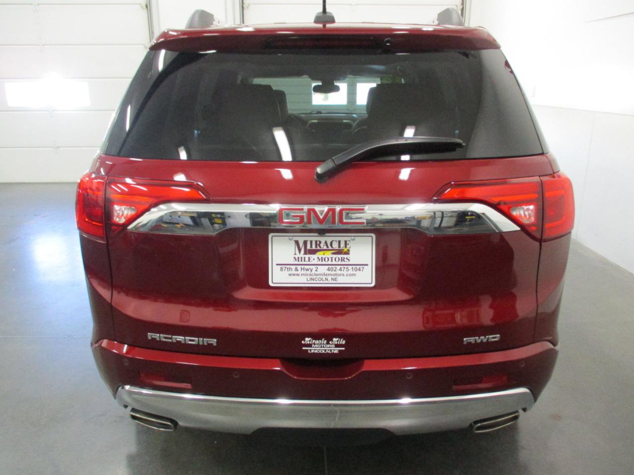 Used 2018 GMC Acadia Denali w/ Technology Package image 5