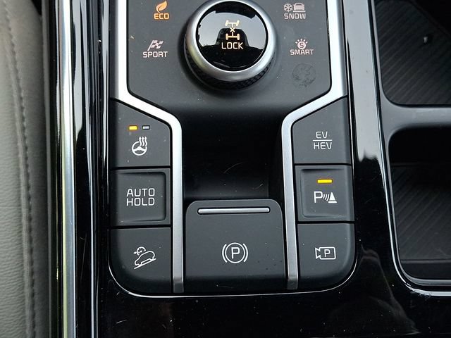 Certified 2025 Kia Sorento SX Prestige AWD/4WD image 24