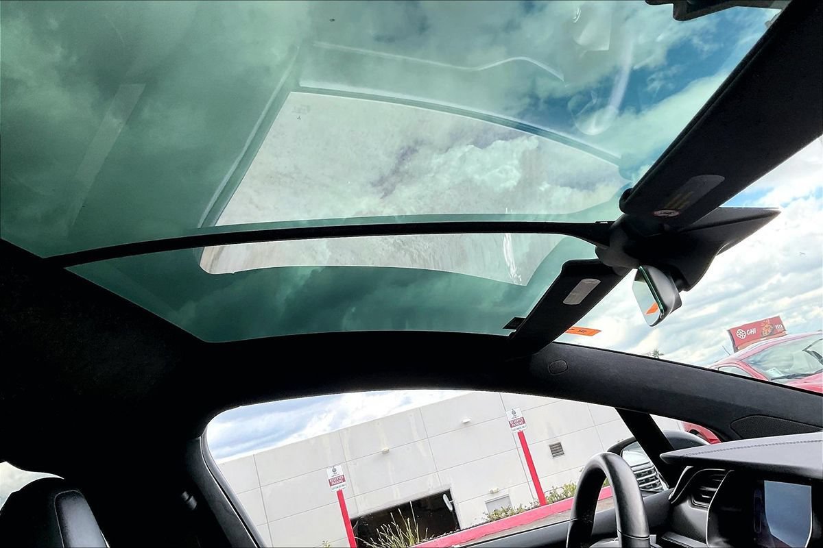 Used 2019 Tesla Model X Performance AWD/4WD image 22