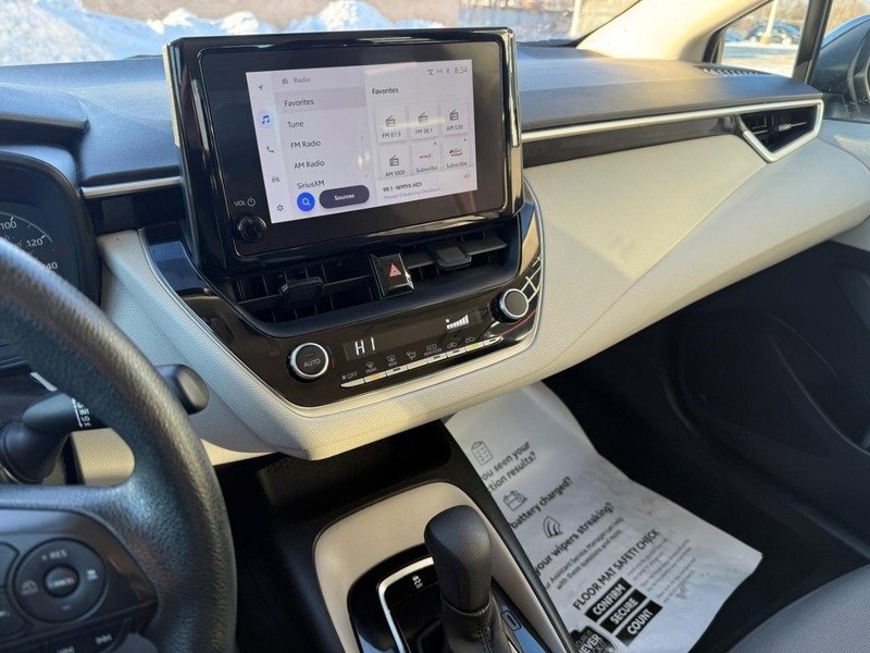 Used 2023 Toyota Corolla LE image 25