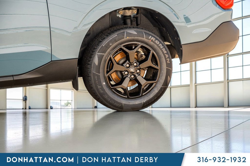 Used 2022 Ford Maverick Lariat w/ Lariat Luxury Package AWD/4WD image 34