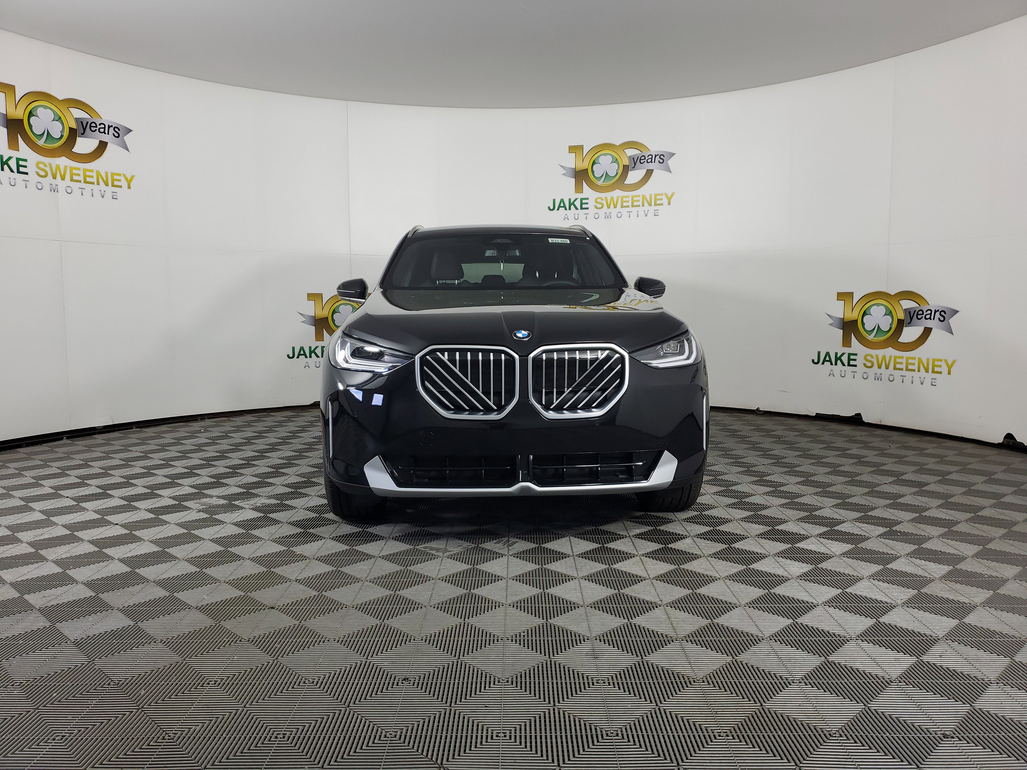 Certified 2025 BMW X3 xDrive30i w/ Convenience Package image 2