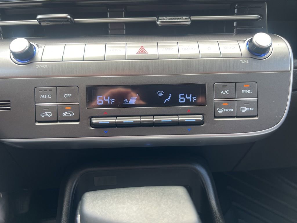 Used 2025 Hyundai Kona SEL AWD/4WD image 59