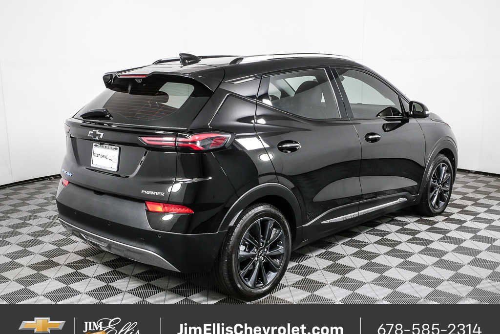 Certified 2022 Chevrolet Bolt EUV Premier w/ Launch Edition image 30