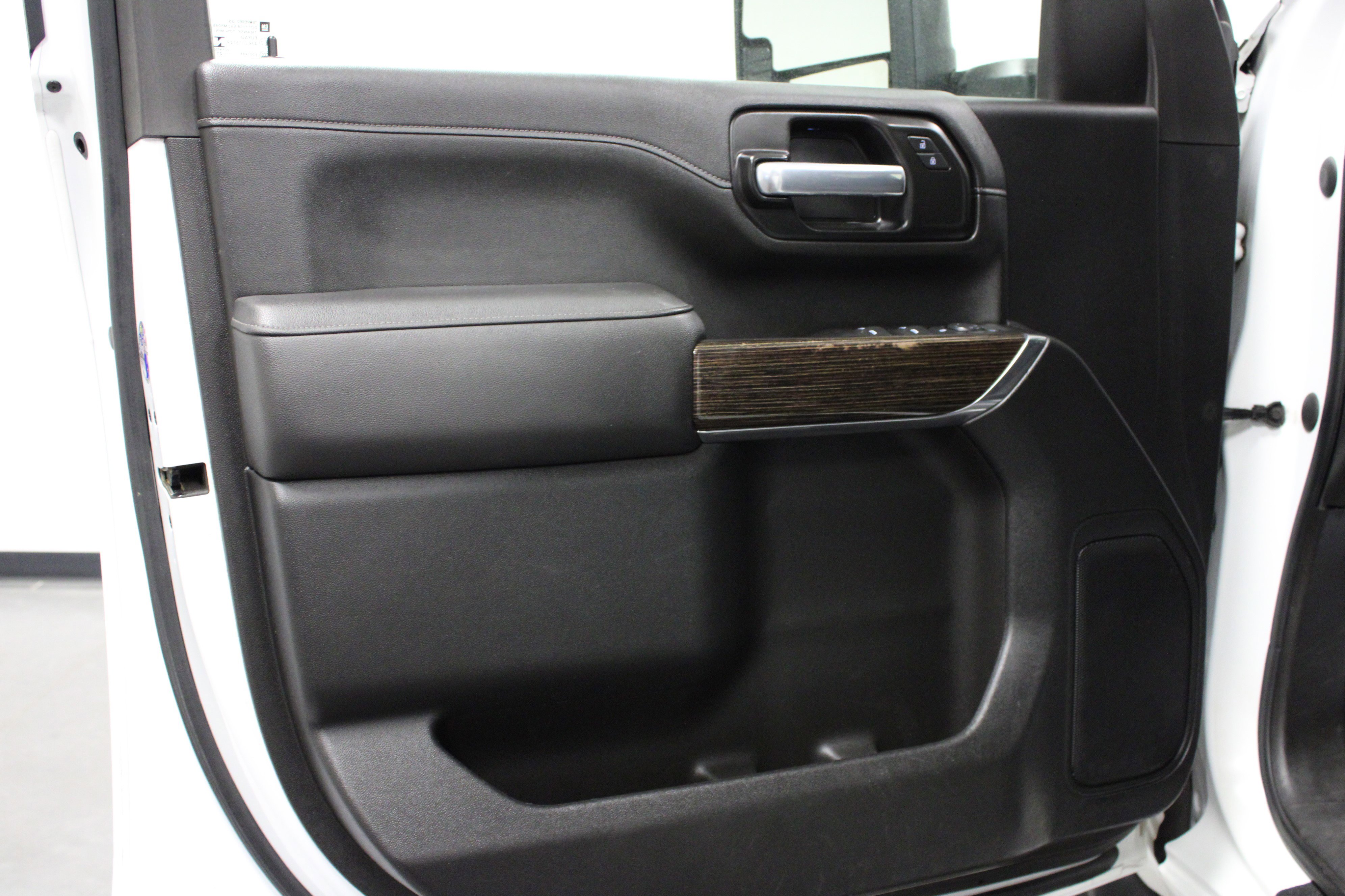 Used 2021 GMC Sierra 2500 SLE image 11