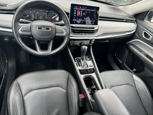 Used 2022 Jeep Compass Latitude image 8