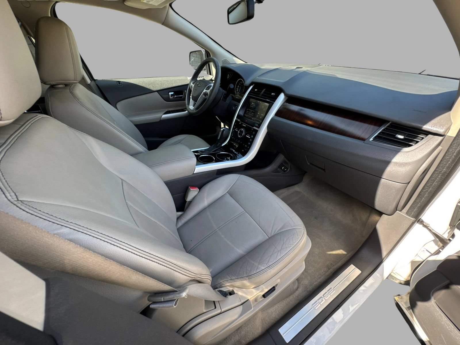 Used 2011 Ford Edge Limited w/ Driver Entry Pkg FWD image 42