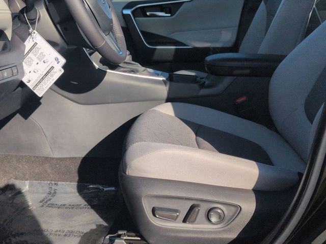 New 2025 Toyota RAV4 XLE image 12