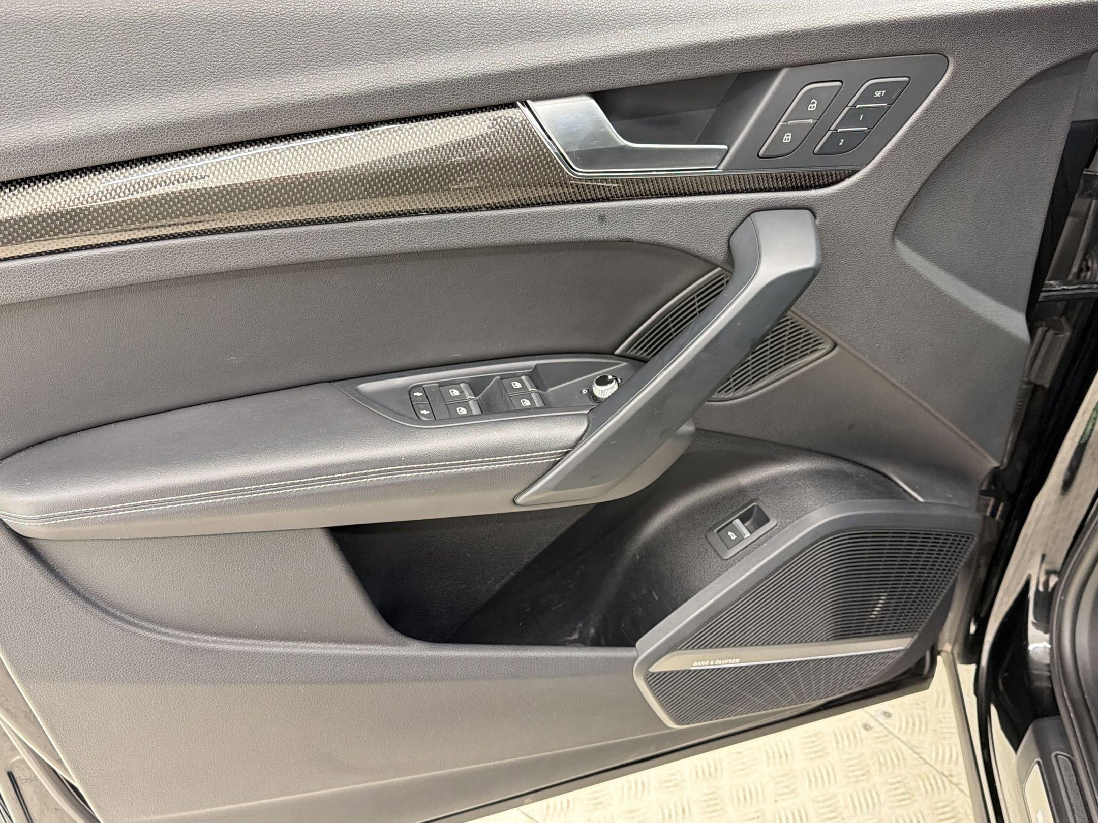 Used 2019 Audi SQ5 Prestige w/ Prestige Package AWD/4WD image 13