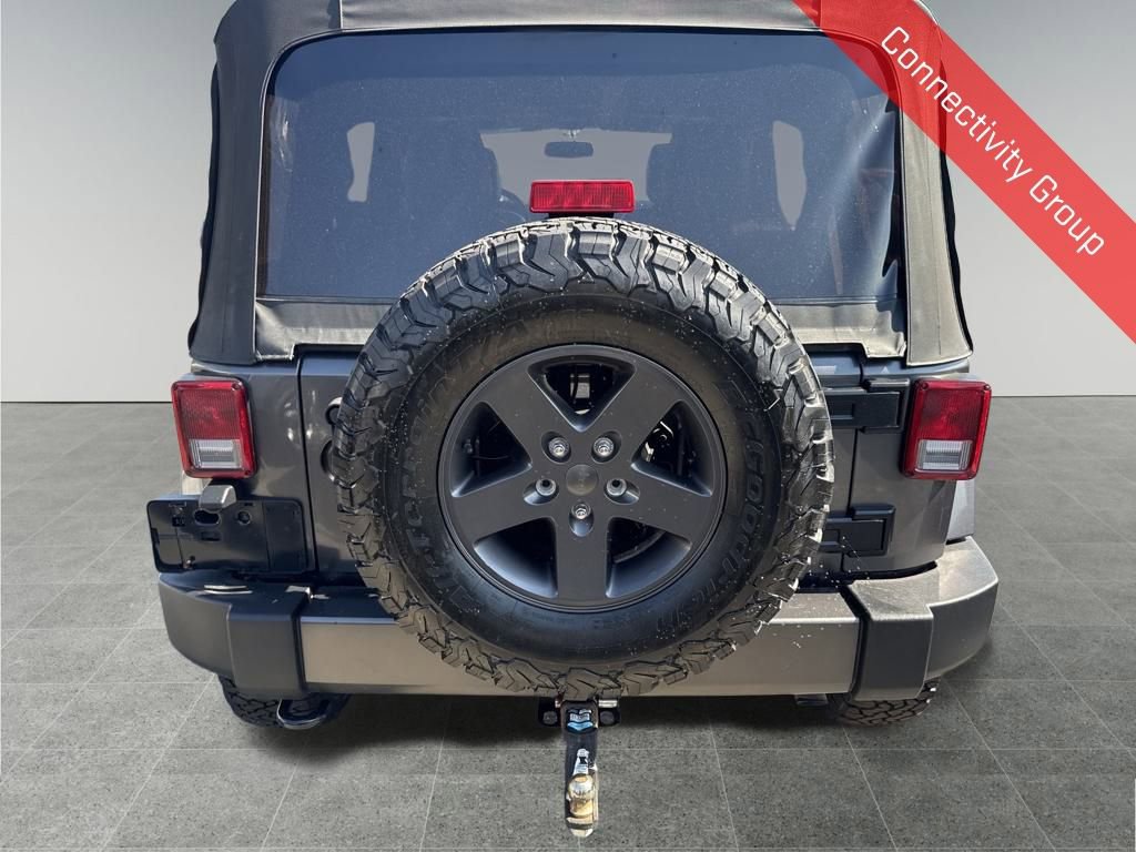 Used 2016 Jeep Wrangler Unlimited Freedom Edition image 5