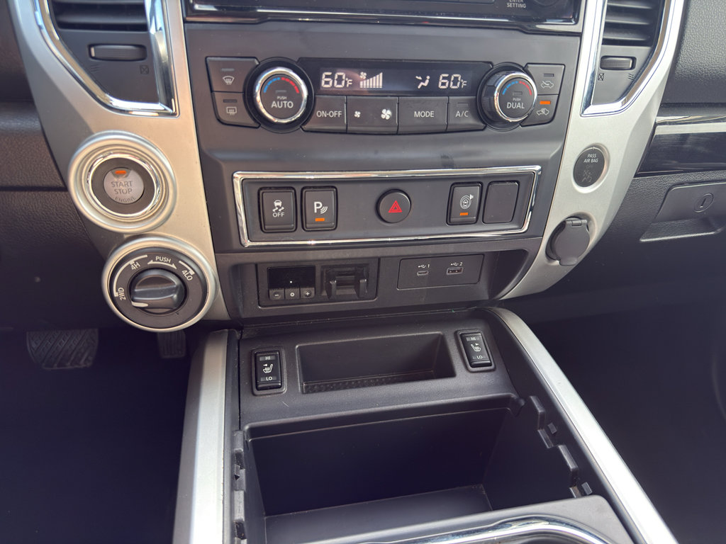 Used 2020 Nissan Titan SV w/ SV Convenience Package AWD/4WD image 21