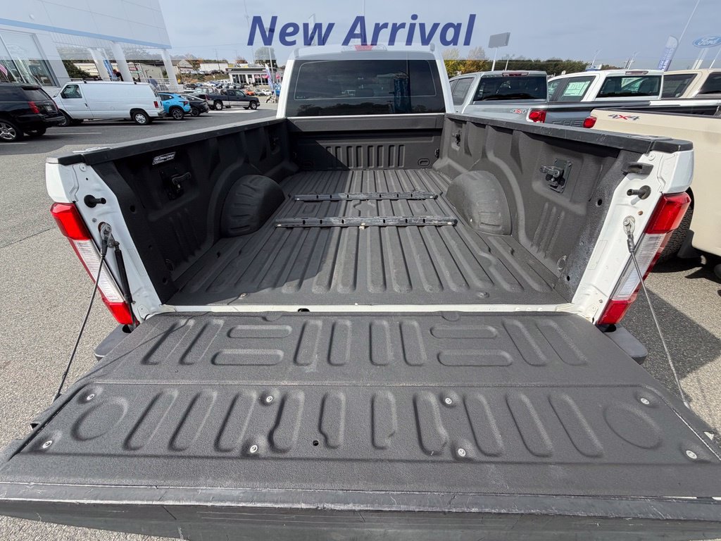 Used 2017 Ford F250 XL w/ Power Equipment Group AWD/4WD image 8
