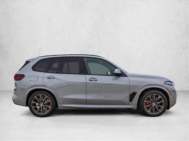 New 2026 BMW X5 xDrive50e w/ M Sport Package AWD/4WD image 4