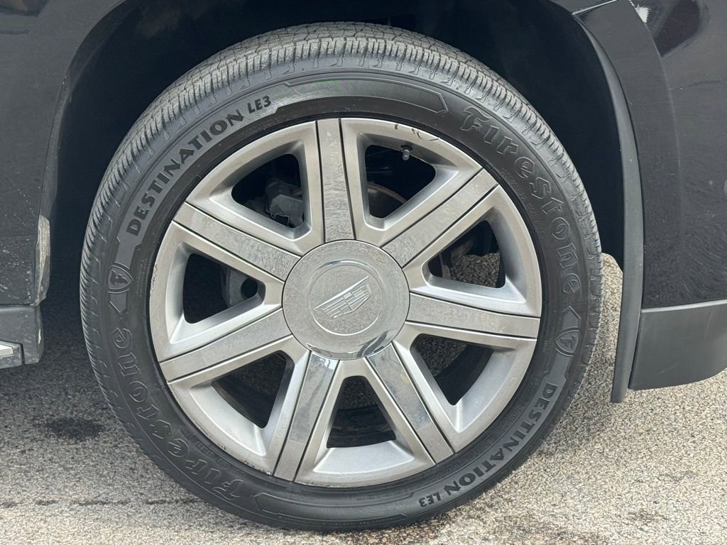 Used 2018 Cadillac Escalade ESV Luxury AWD/4WD image 7