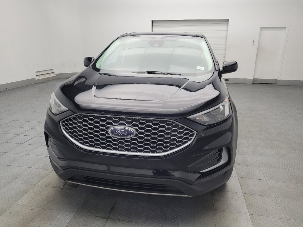 Used 2023 Ford Edge SEL image 15