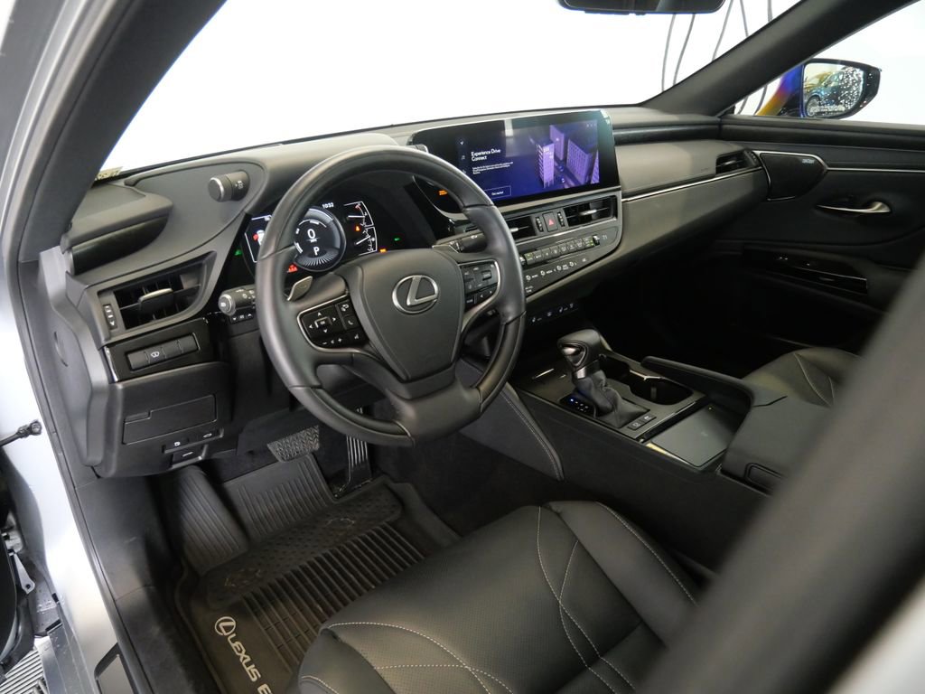 Used 2023 Lexus ES 300h w/ Accessory Package (Z2) image 13