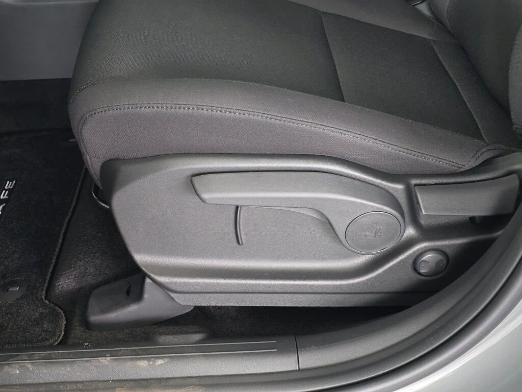 New 2026 Hyundai Santa Fe SE image 21