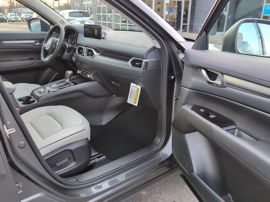 New 2025 MAZDA CX-5 AWD 2.5 S w/ Preferred Package image 6