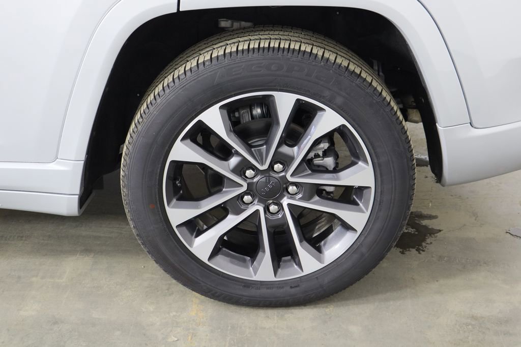 New 2024 Jeep Grand Cherokee Overland image 51