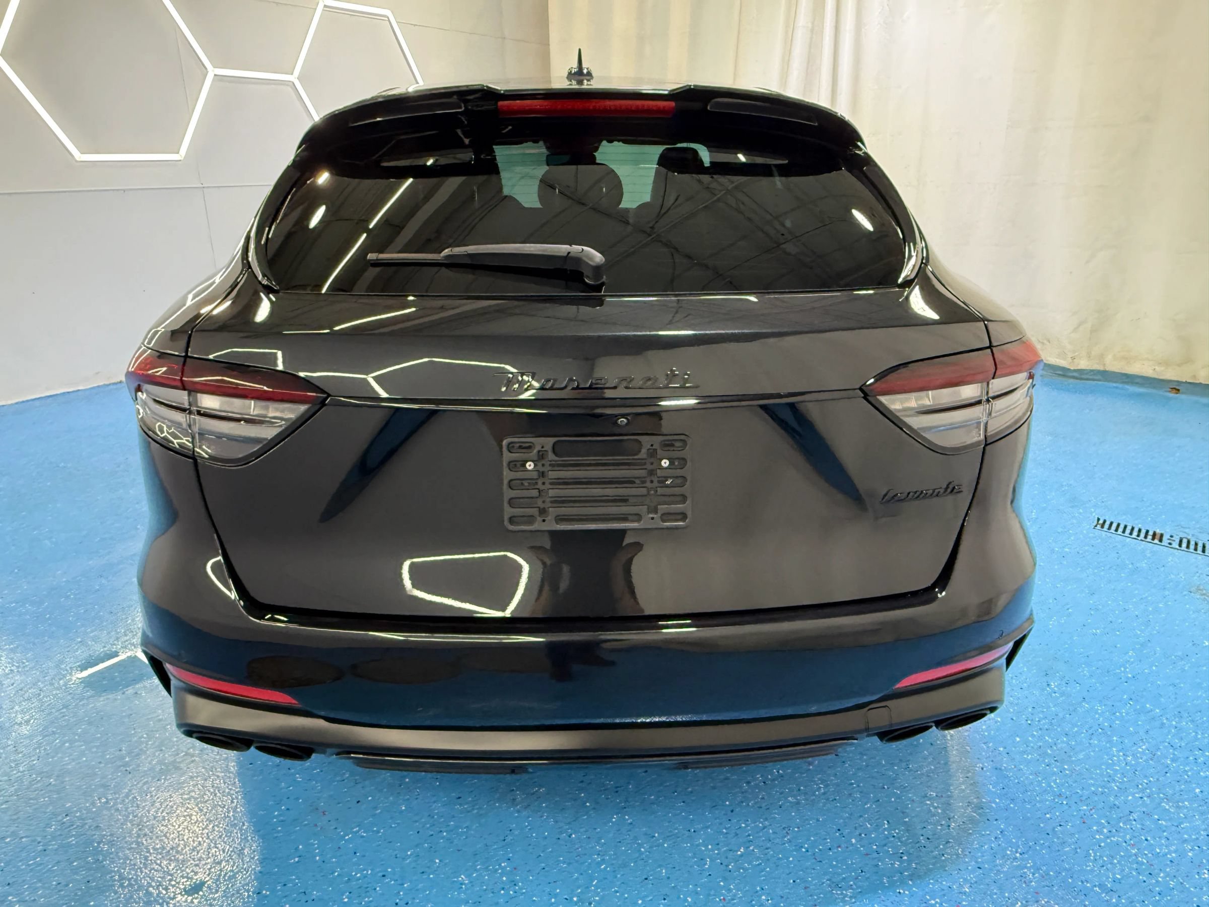Used 2022 Maserati Levante Modena S AWD/4WD image 8