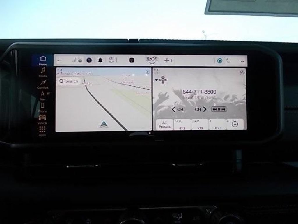 Used 2024 Jeep Wrangler Sahara w/ Technology Group image 18