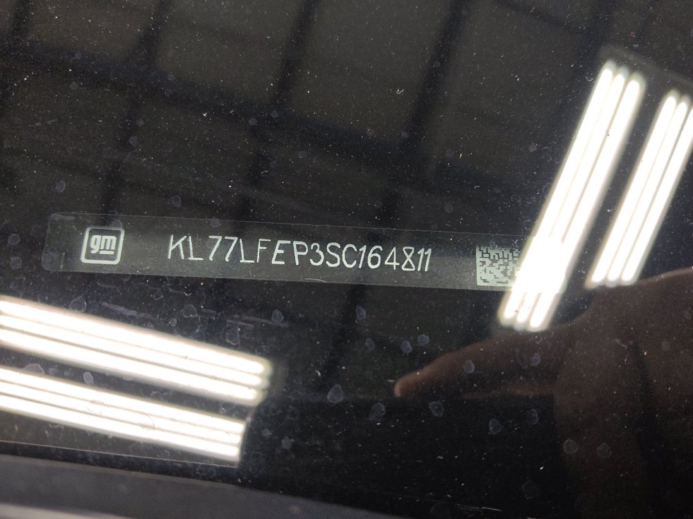 Used 2025 Chevrolet Trax LS FWD image 33