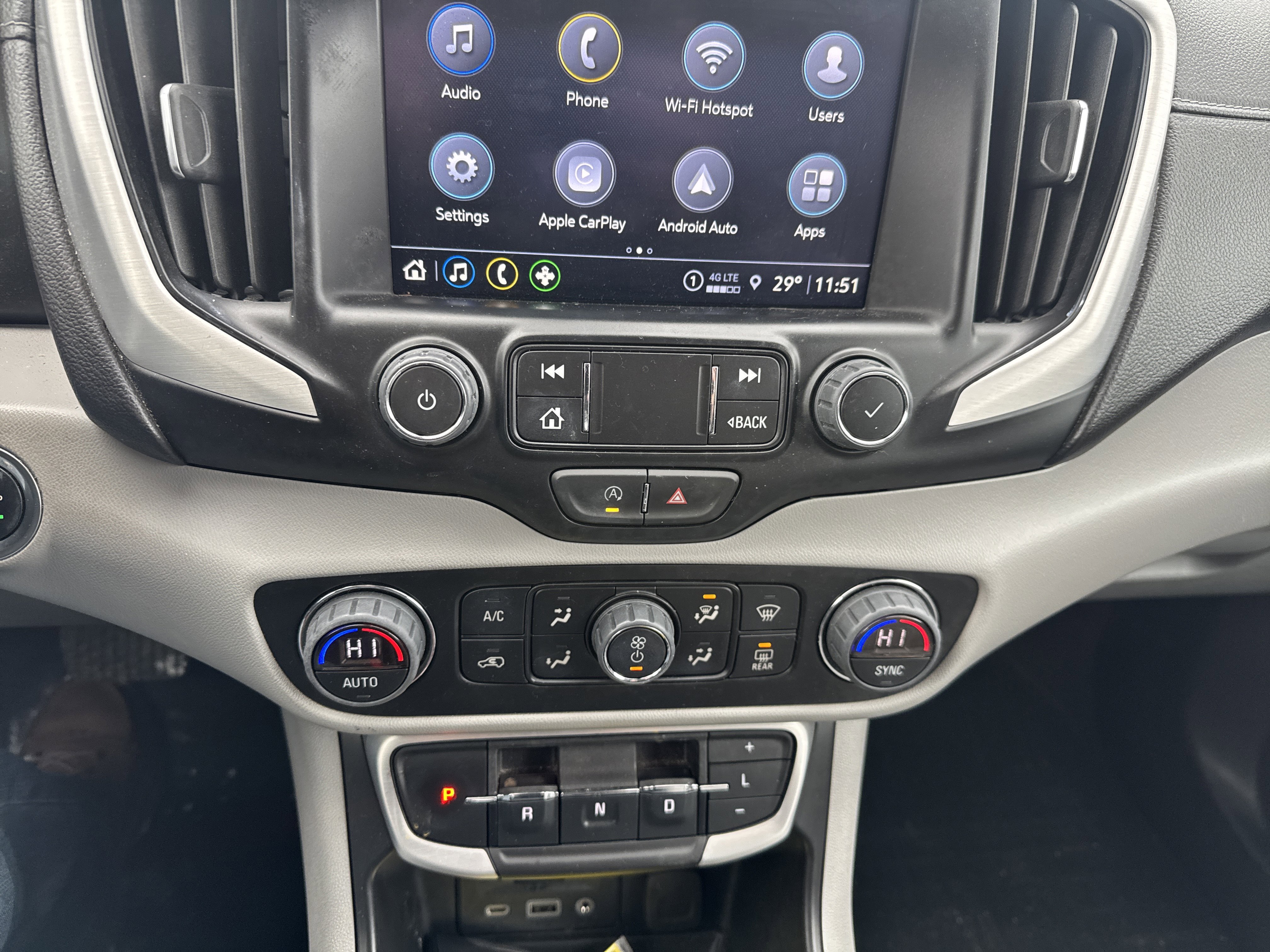 Used 2023 GMC Terrain SLT w/ LPO, Floor Liner Package image 25