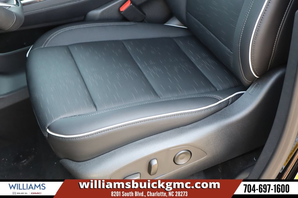 New 2026 Buick Enclave Sport Touring w/ Power Package FWD image 11