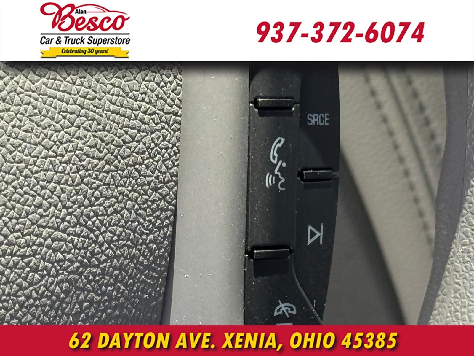 Used 2015 Chevrolet Traverse LS FWD image 12