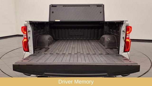 Used 2023 Chevrolet Silverado 1500 High Country w/ Technology Package image 16