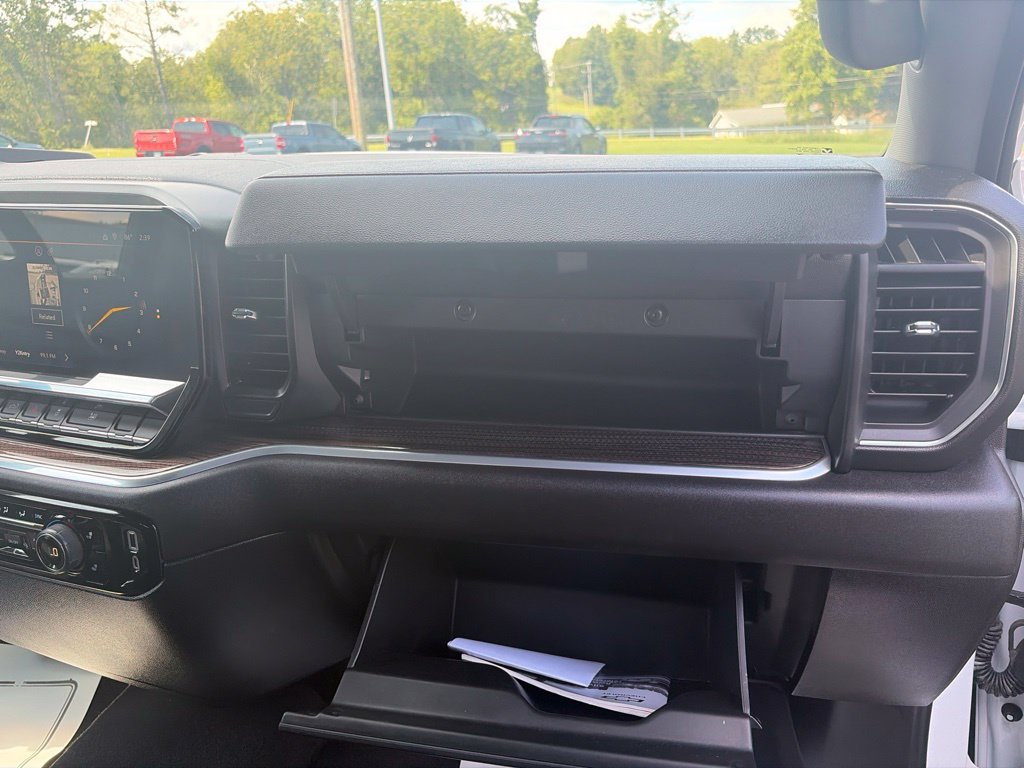Used 2026 Chevrolet Silverado 1500 LT AWD/4WD image 41
