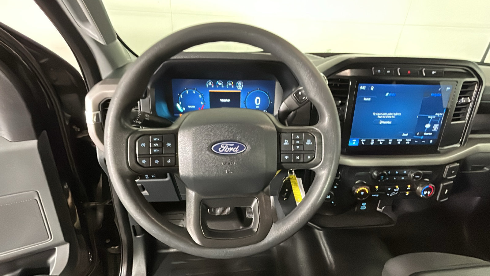 Used 2024 Ford F150 XL w/ Equipment Group 103A High AWD/4WD image 17