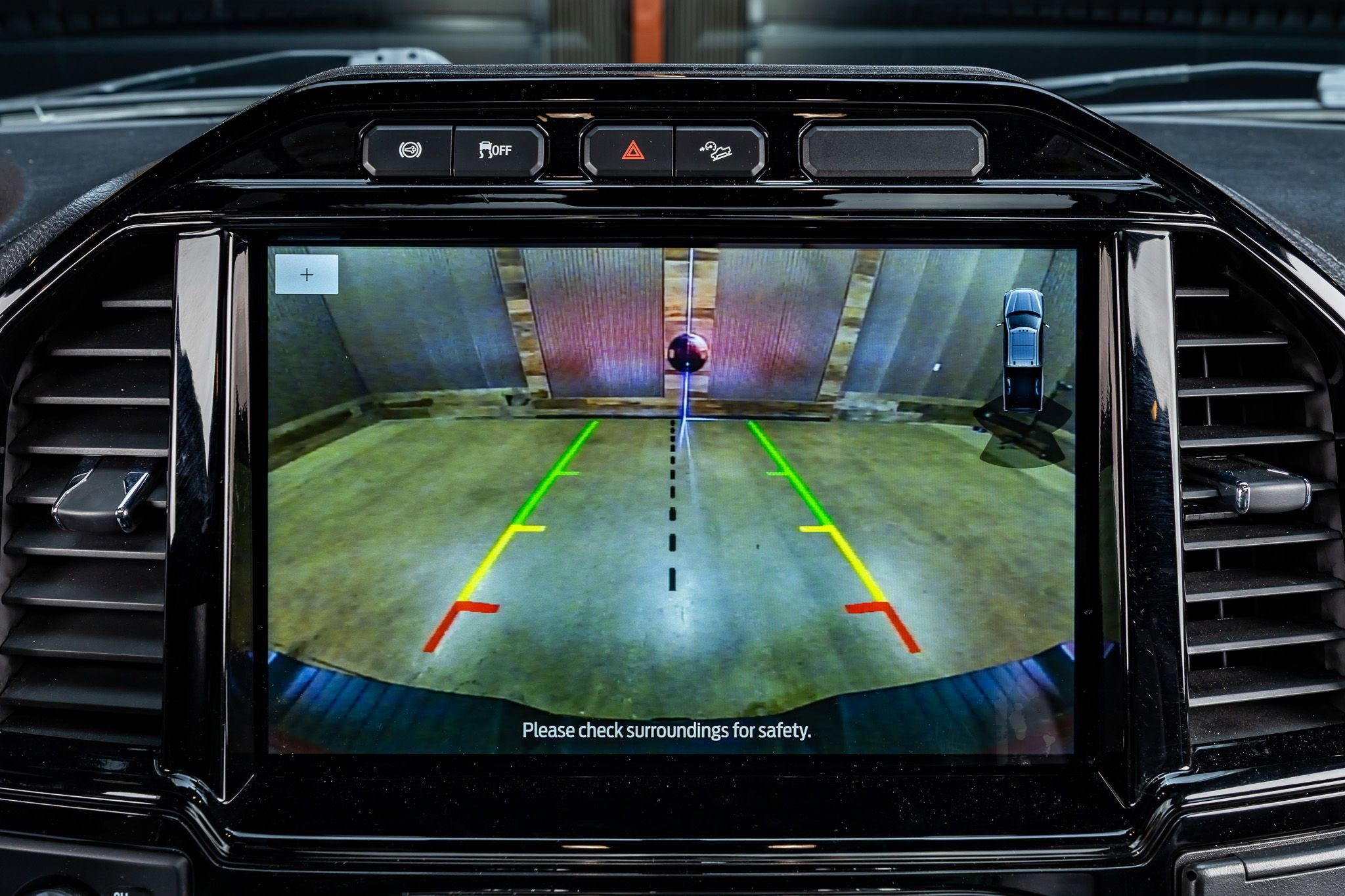 Used 2022 Ford F250 Lariat w/ Black Appearance Package image 25