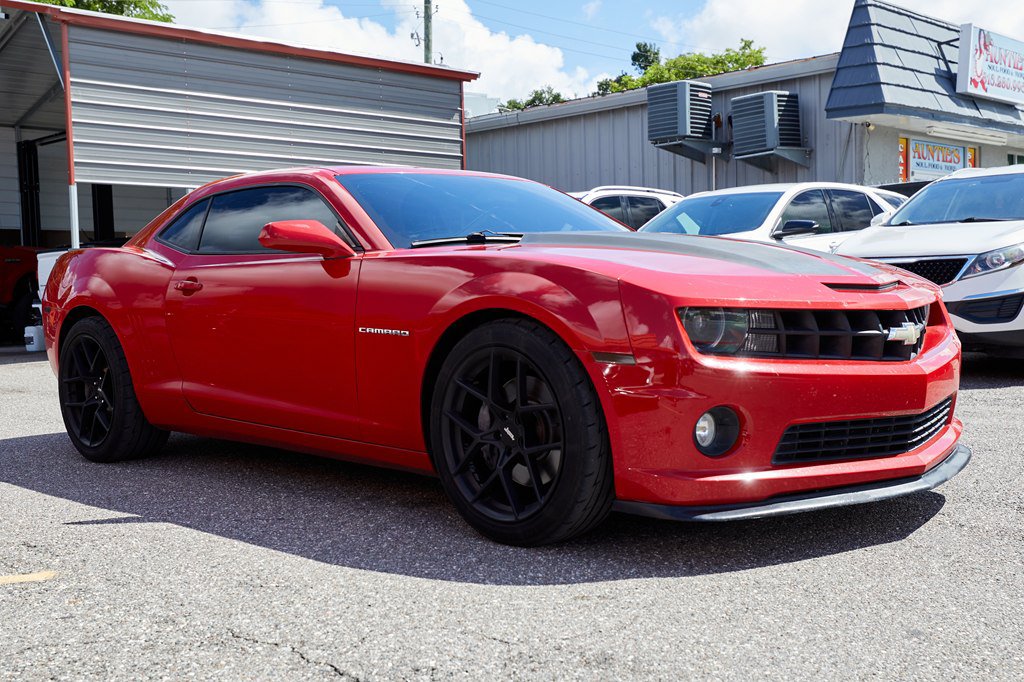 Used 2011 Chevrolet Camaro SS w/ RS Package RWD image 3
