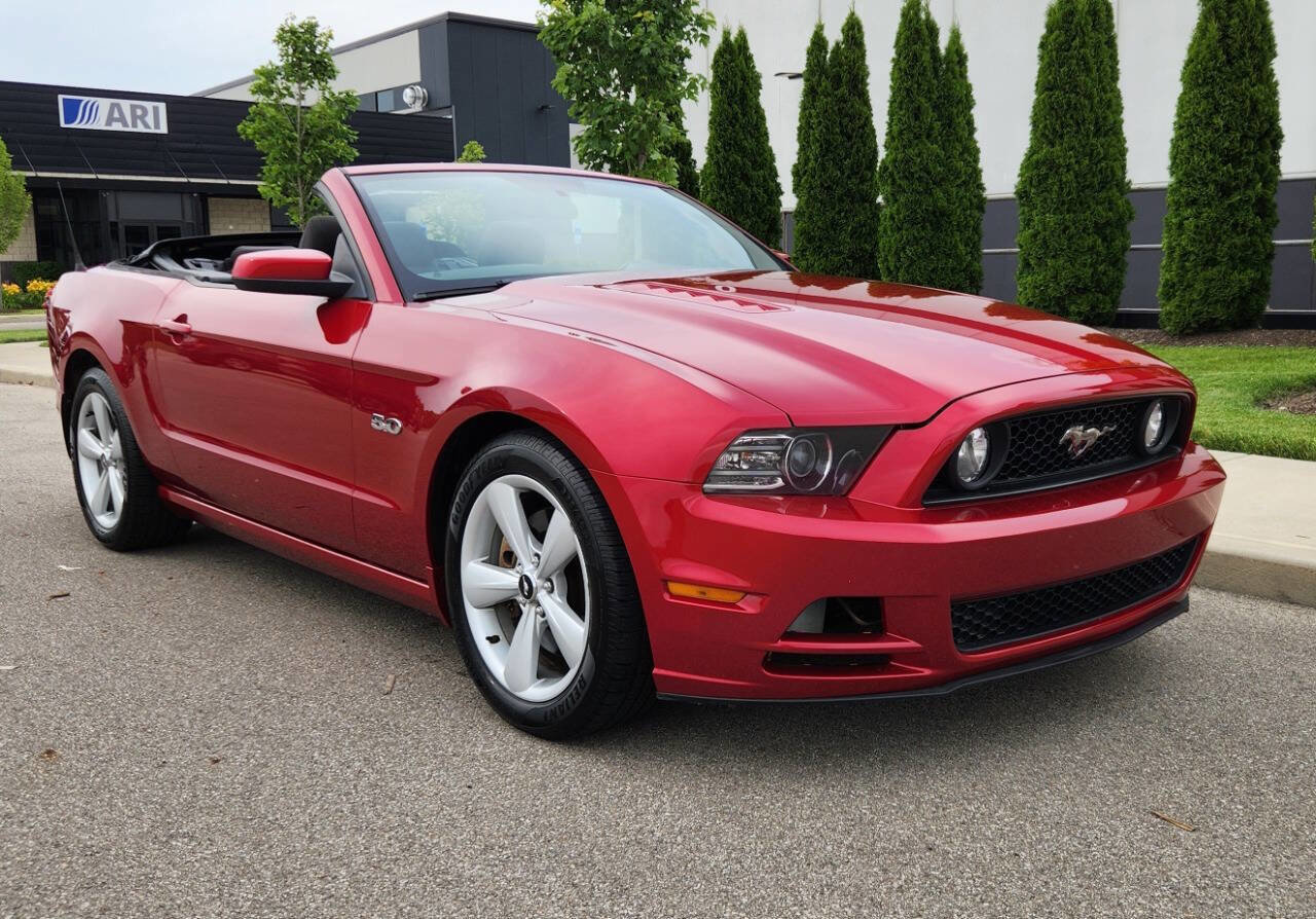 Used 2013 Ford Mustang GT w/ Security Pkg RWD image 5