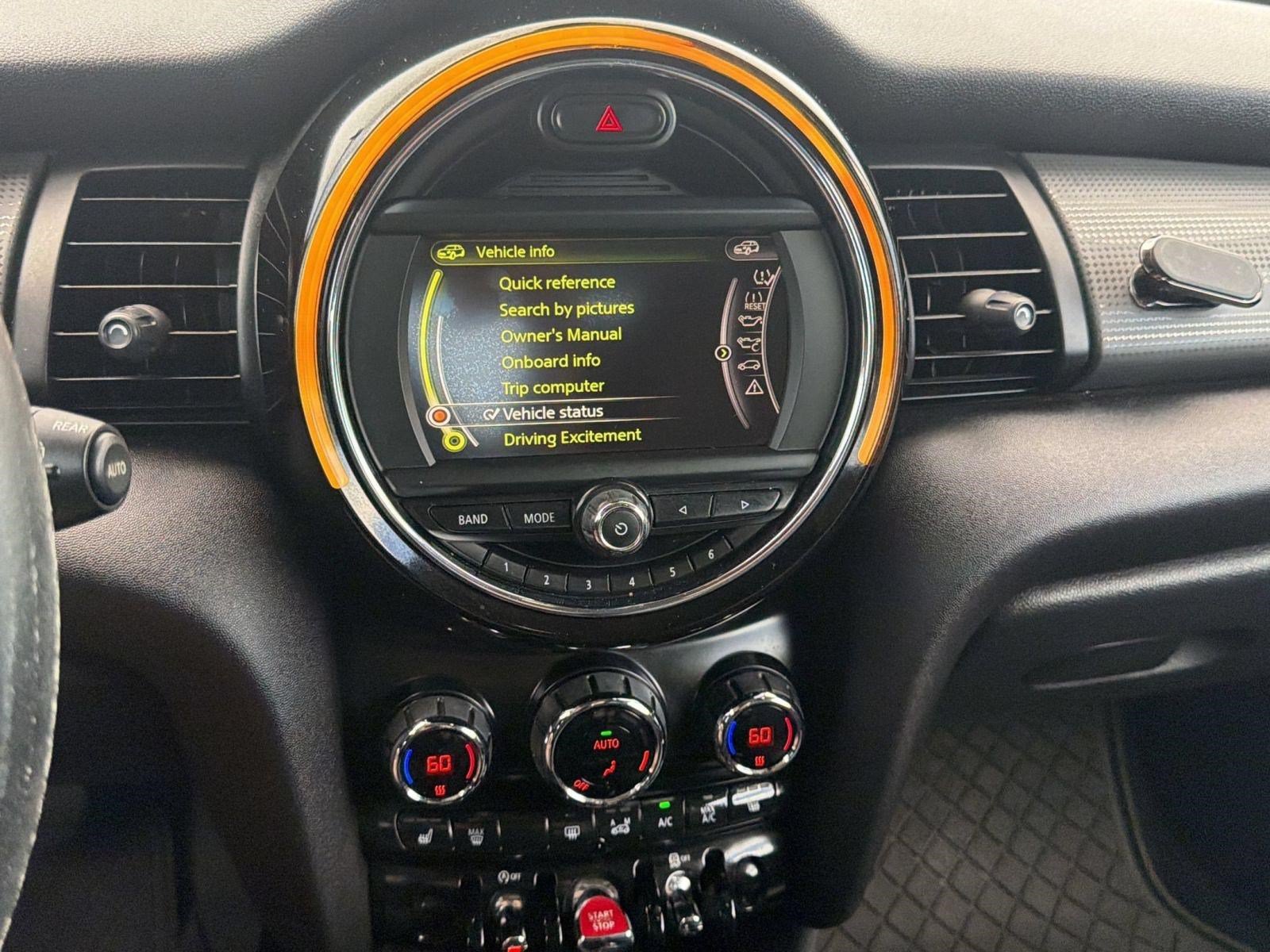 Used 2016 MINI Cooper 2-Door Hardtop FWD image 17