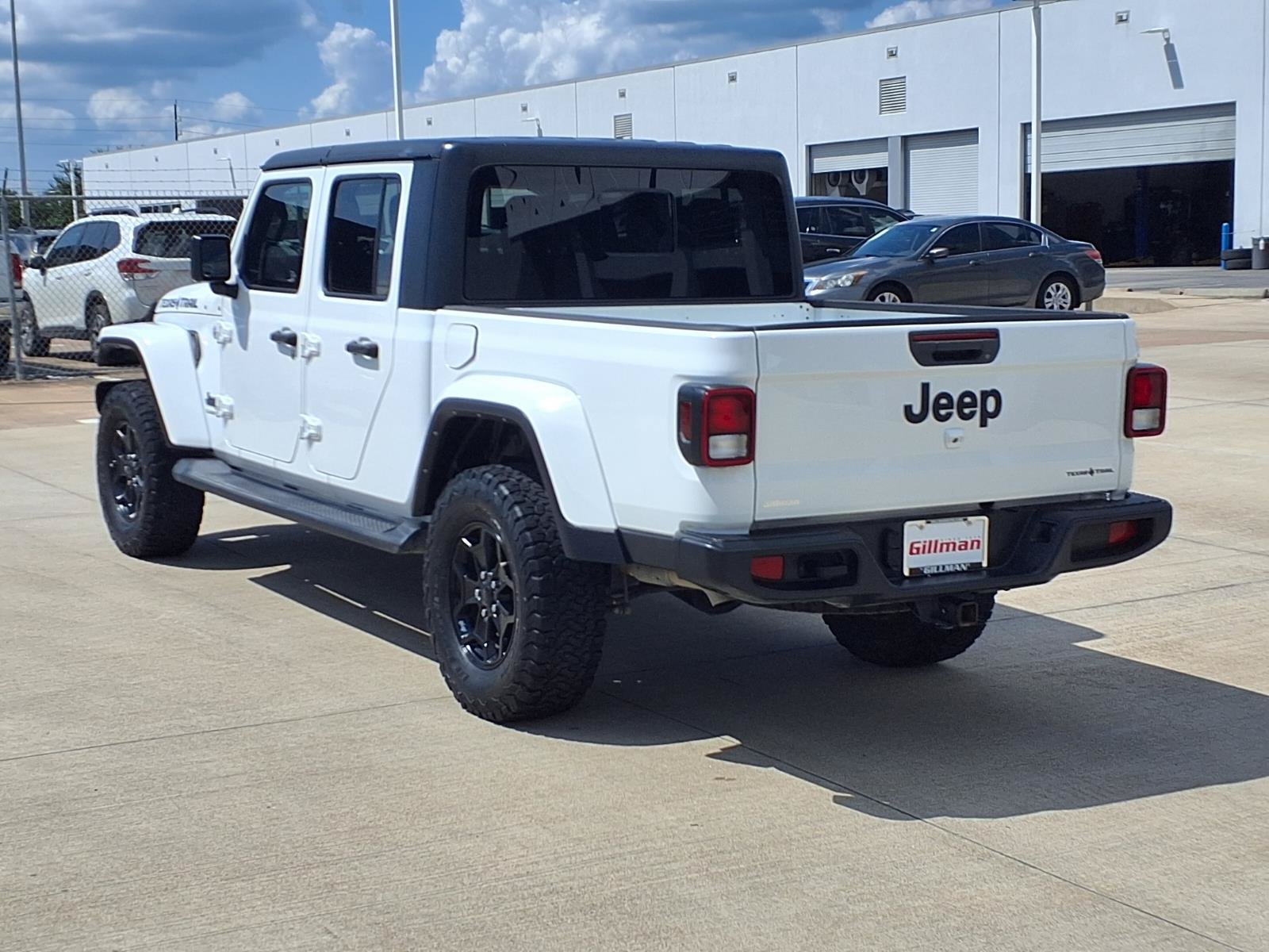 Used 2021 Jeep Gladiator Sport AWD/4WD image 4