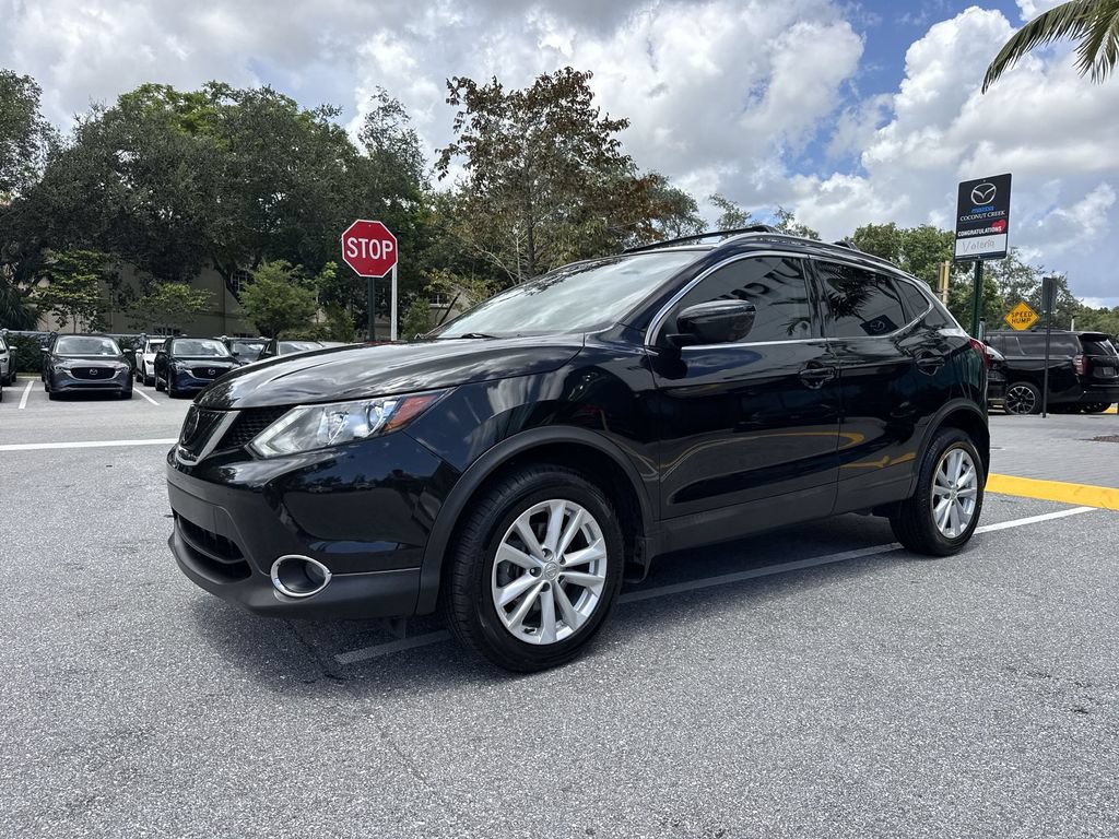 Used 2018 Nissan Rogue Sport SV w/ SV Technology Package AWD/4WD image 28
