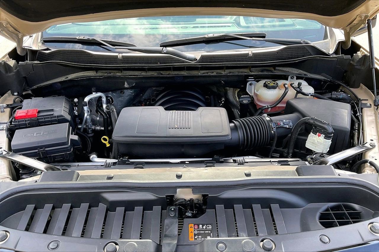 Used 2022 Chevrolet Silverado 1500 ZR2 w/ Technology Package image 39