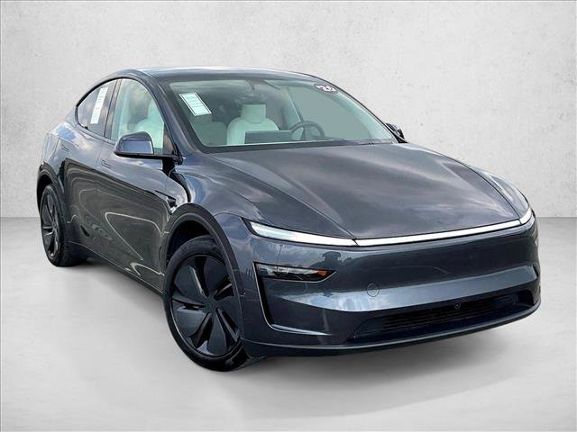 Used 2026 Tesla Model Y 2WD image 10