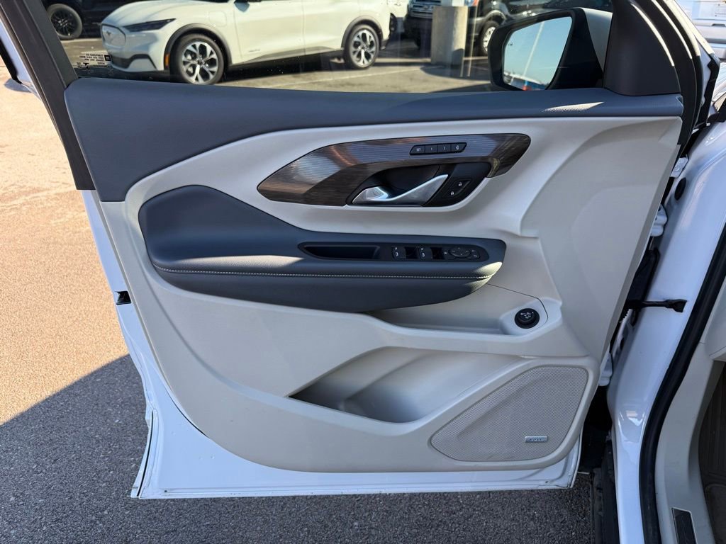 Used 2022 GMC Terrain Denali w/ Denali Premium Package image 7