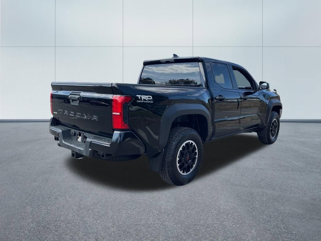Used 2024 Toyota Tacoma TRD Off-Road image 5