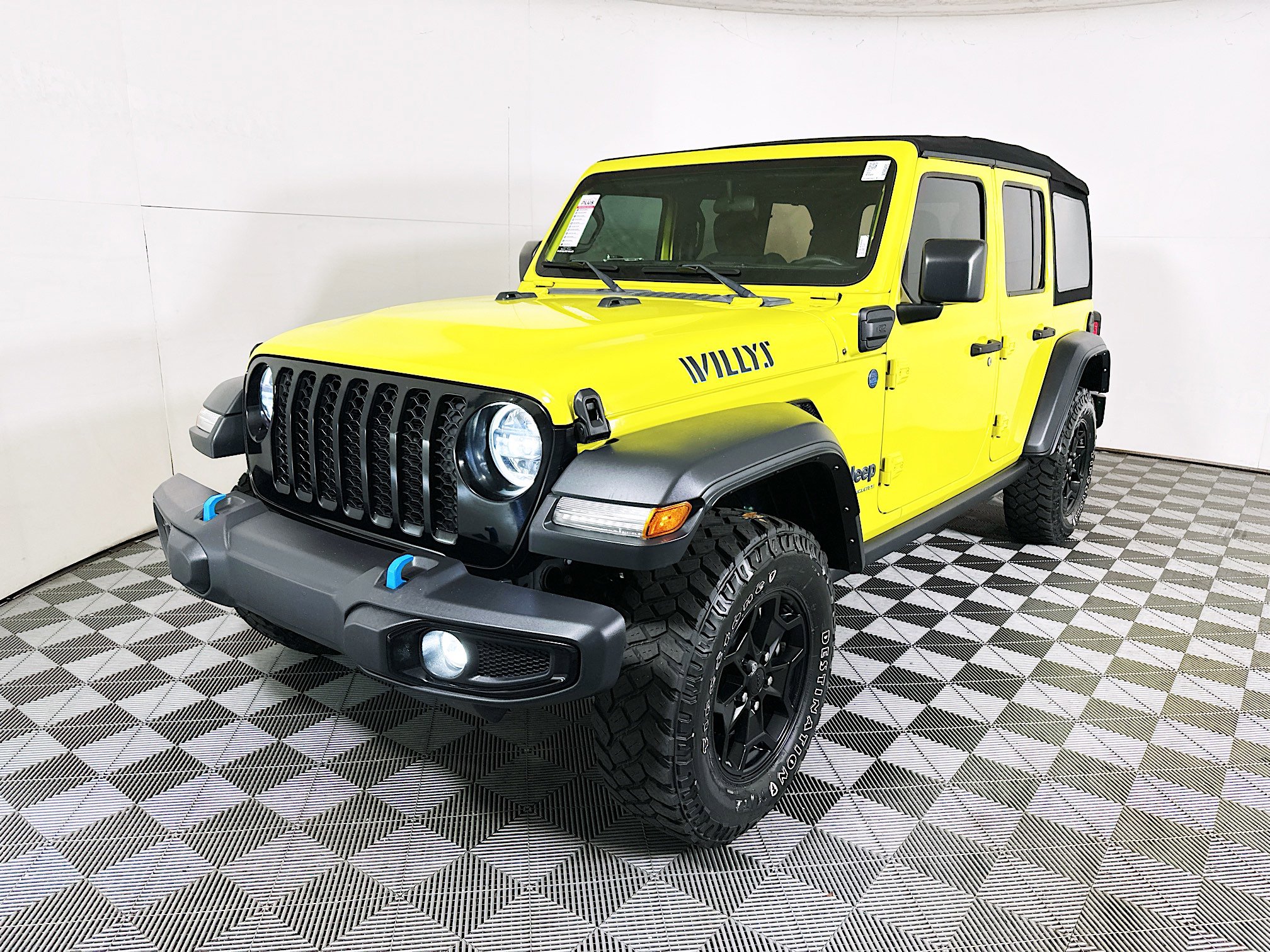 Used 2023 Jeep Wrangler Unlimited image 7