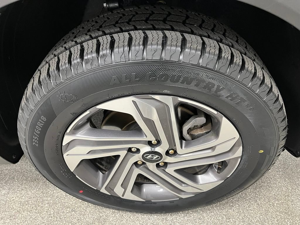 Used 2023 Hyundai Santa Fe SEL w/ Premium Package AWD/4WD image 18